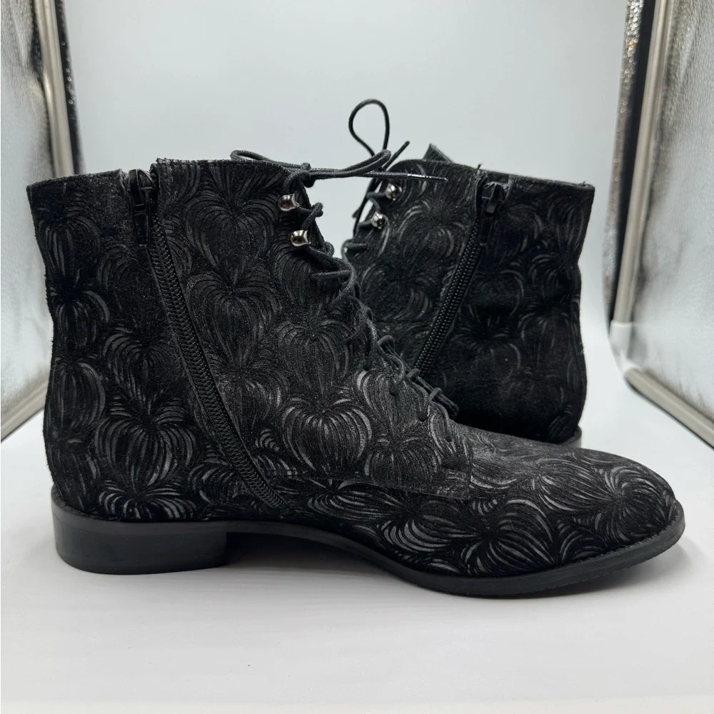 G Comfort Embossed Leather Ankle Boots Black 39